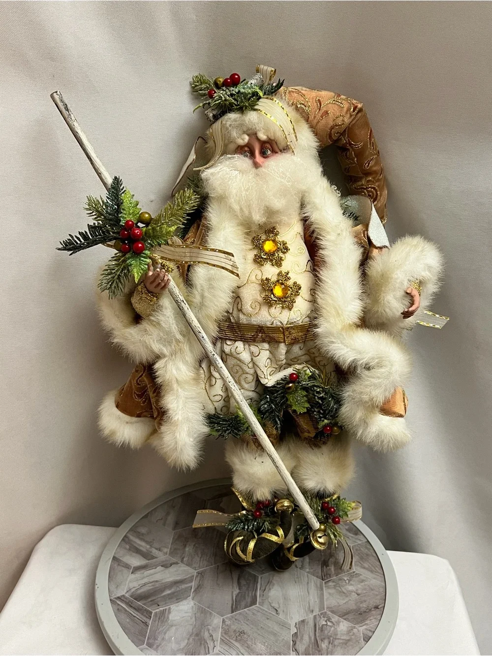 Mark Roberts Collection 20” Christmas Santa Claus Figurine Gold Ivory Holiday